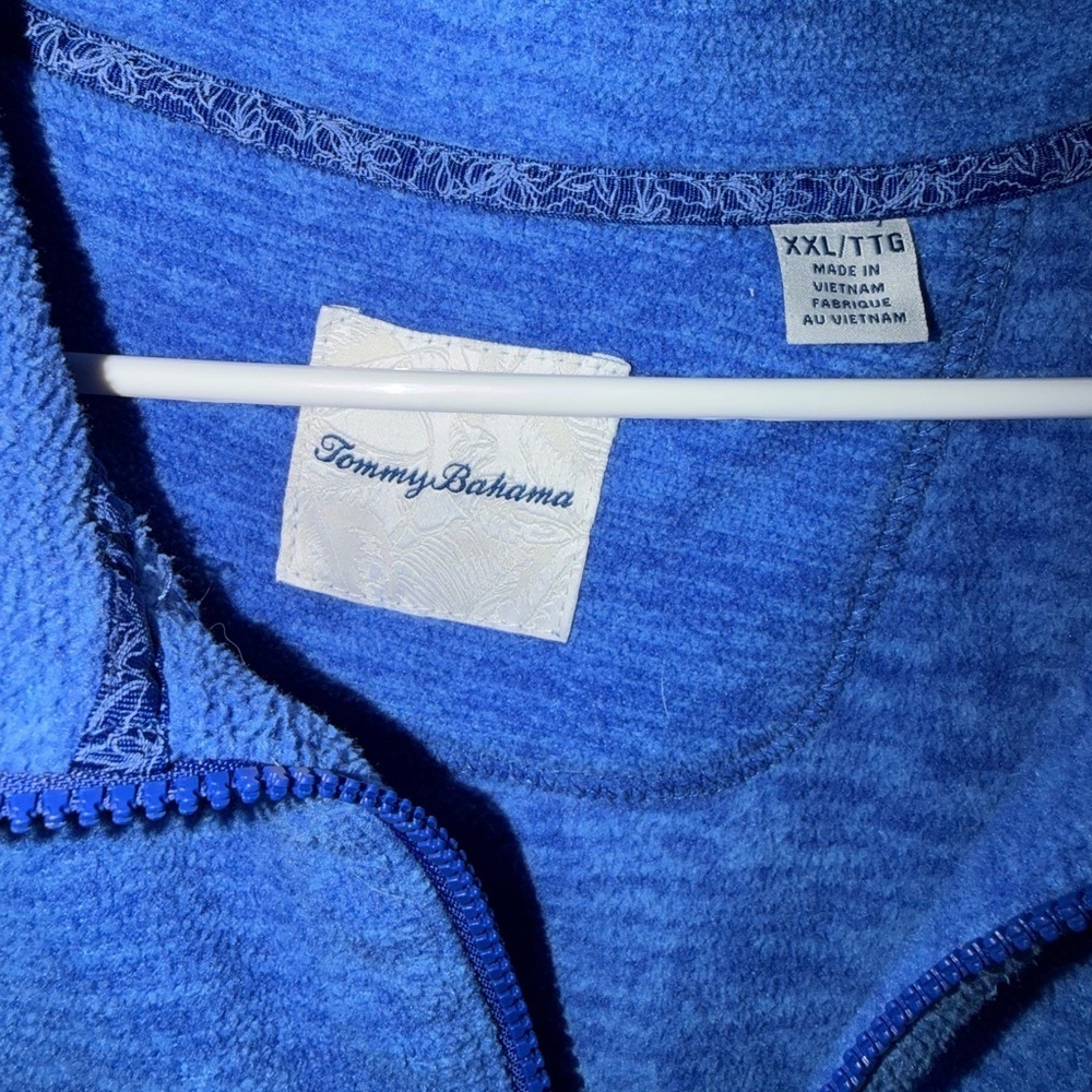 Tommy Bahama Cloud Peak Half Zip Pullover - Picture 4 of 7